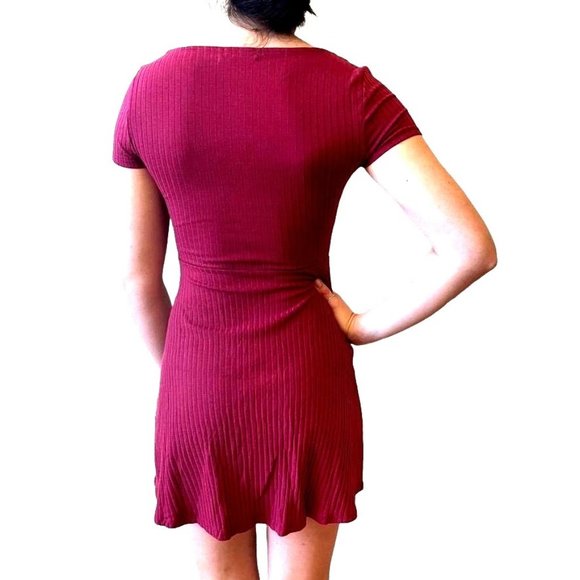 URBAN OUTFITTERS A-LINE WINE COLOR MINI DRESS W/SQUARE NECK LINE SZ:M NWT - Picture 3 of 7